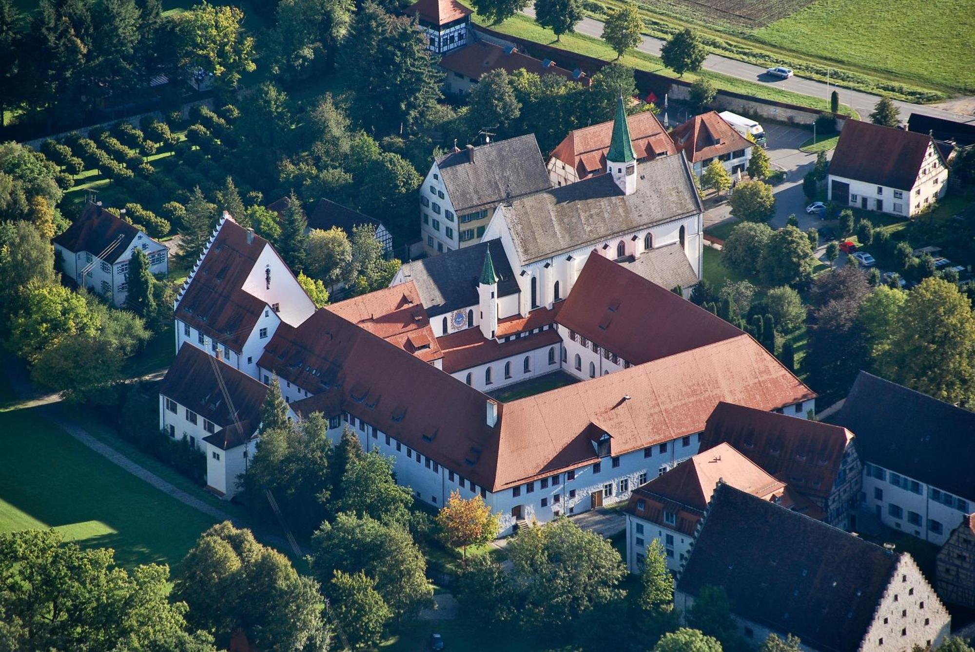 Tagungshaus Kloster Heiligkreuztal Altheim  Exteriör bild