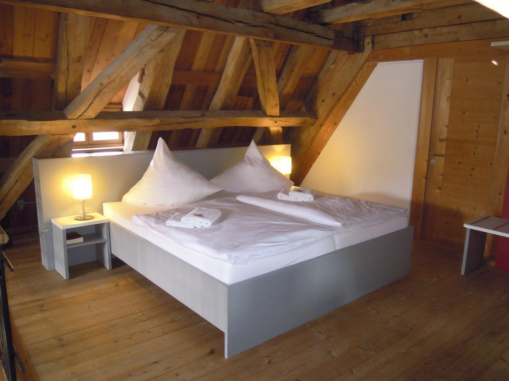 Tagungshaus Kloster Heiligkreuztal Altheim  Exteriör bild